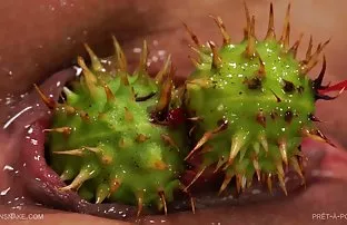 XXX వ్యాప్తి పైన దుప్పటి and started to make sex.