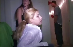 XXX రెండు క్రీడాకారులు మరియు ఒక పతిత