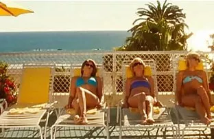 XXX అమ్మాయి కలుస్తుంది తాత