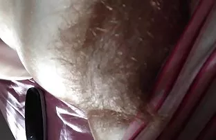 XXX తడి నగ్నంగా అమ్మాయి