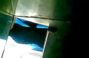 XXX అరబ్ అమ్మాయి అరుపు ఒత్తిడి నుండి తెలుపు సభ్యుడు