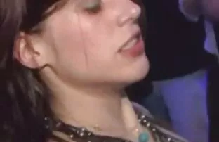 XXX పెద్ధ ముడ్డి ఆమె కోసం వేచి హీరో