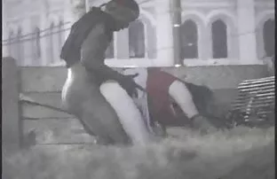 XXX కొంటెచేష్టలు మేడమ్ ఇచ్చింది. డ్రైవర్ వెనకాల