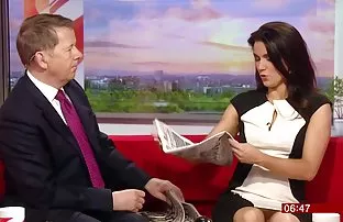 XXX మూడు సెక్సీ బ్యూటీస్ తప్పిన కాలేజ్