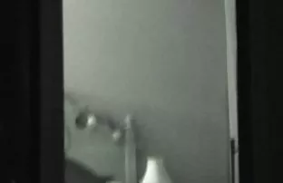 XXX ఇబ్బంది పెట్టాడు ఒక అమ్మాయి పట్టణం యొక్క అంచున