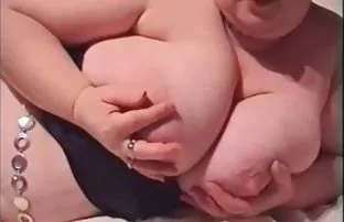 XXX శక్తివంతమైన కాయలు