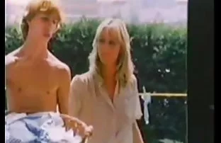 XXX వేడి రొమ్ములు రాగి మోసం బాల్కనీ న ఆమె భర్త తో పొరుగు నలుపు