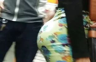 XXX ఫ్లై పునరావృత్తం, మరియు ఆమె వెంటనే అలా మొదలైంది నోటితో మొడ్ఢ చీకడం