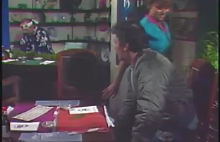 XXX విదేశీయుడు రికార్డ్ Fucks థాయ్ వేశ్య