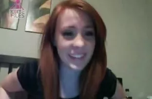 XXX కొరడాతో అమ్మాయి