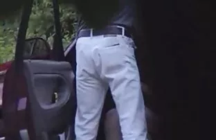 XXX తాగిన కుమారుడు లాగారు మహిళ టబ్ లోకి ఉంచండి.