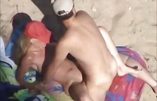 XXX రెండు తడి పూకు