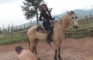 XXX అమ్మాయిలు తో vibrators