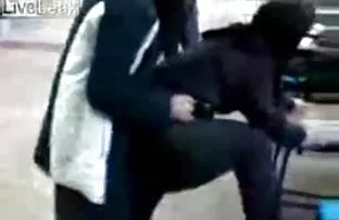 XXX ద్వారా వాల్