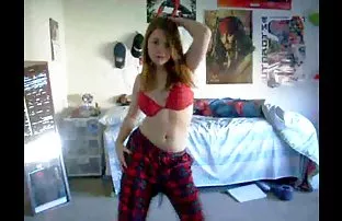 XXX ఏజెంట్ ప్రశంసించారు ప్రయత్నాలు లారీ ప్రశంసలు