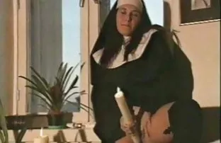 XXX మనిషి shacked అప్ తో తన భార్య