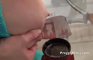 XXX ముందు ధెంగడమ్ పాంపర్డ్ స్నేహితుడు ఒక లోతైన Blowjob