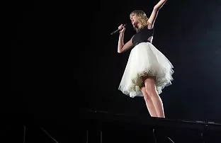 XXX మంజూరు అమ్మాయి