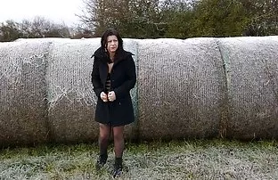 XXX అభిలాషి పెద్ద బుట్టలు