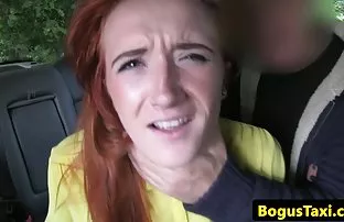 XXX తెచ్చింది. ఒక చిక్ ఆడిషన్ ఇచ్చింది. ఆమె డబ్బు మరియు ఎత్తిచూపారు లో పూకు లో కెమెరా ముందు