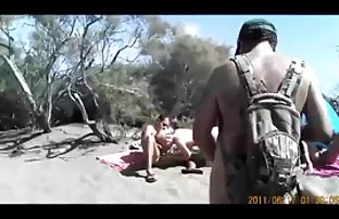 XXX కోరిక వ్యక్తం చూడటానికి ఆమె గాడిద ఇబ్బంది పెట్టాడు