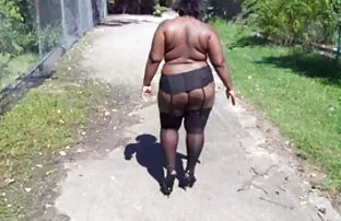 XXX Zhahnul అమ్మాయి మరియు ఆమె నాశనం