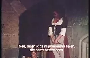 XXX పరిపక్వ స్త్రీ Fucks యంగ్ Uzbeks