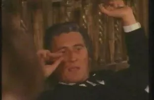 XXX Preparing to become a porn star, మరియు Woodman సహాయం చేస్తుంది.